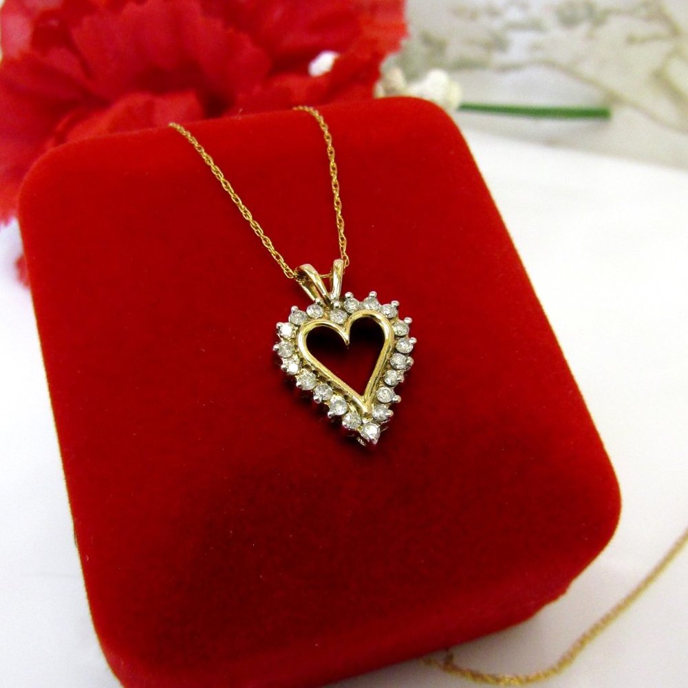 Diamond Heart Pendant Necklace Solid 10k Yellow Gold Genuine Natural Real - Picture 4 of 10